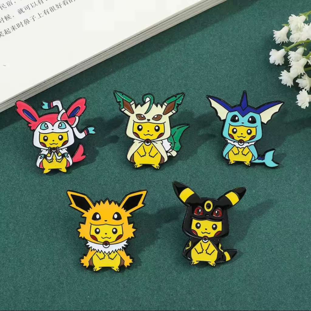 Set Of 5 Pikachu Enamel Pins 18$